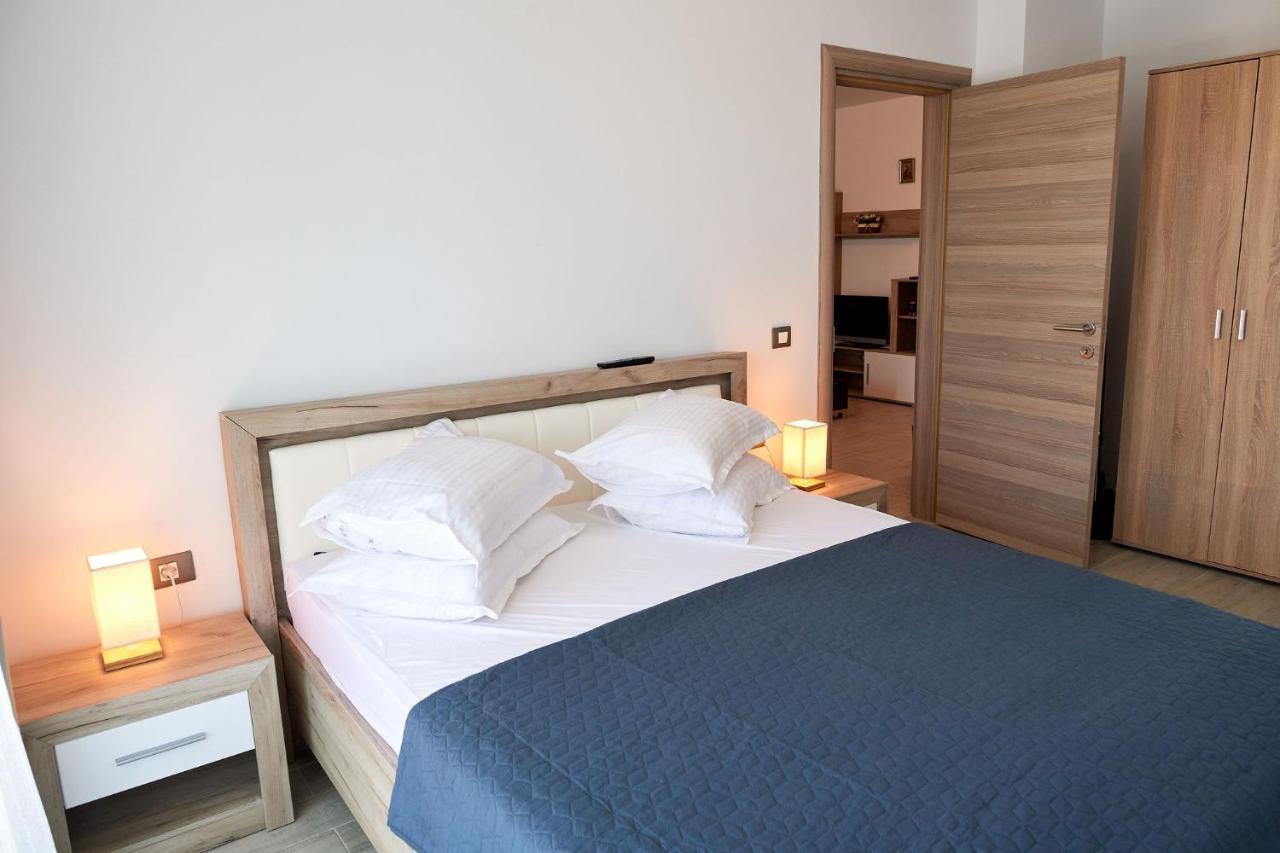 Rubic Apartment Spa N Pool Beach Resort Năvodari Exterior foto